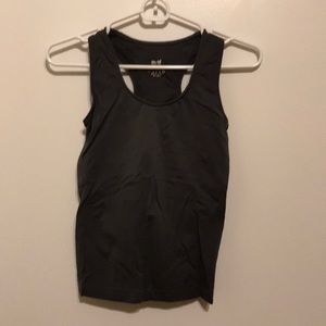 Stretchy medium workout tops